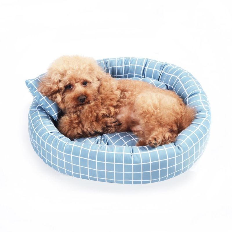 Wholesale Round Soft Warm Pet Bed with Pillow Donut Cuddler Cats Dogs Bed Pet bed luxury with non slip bottom