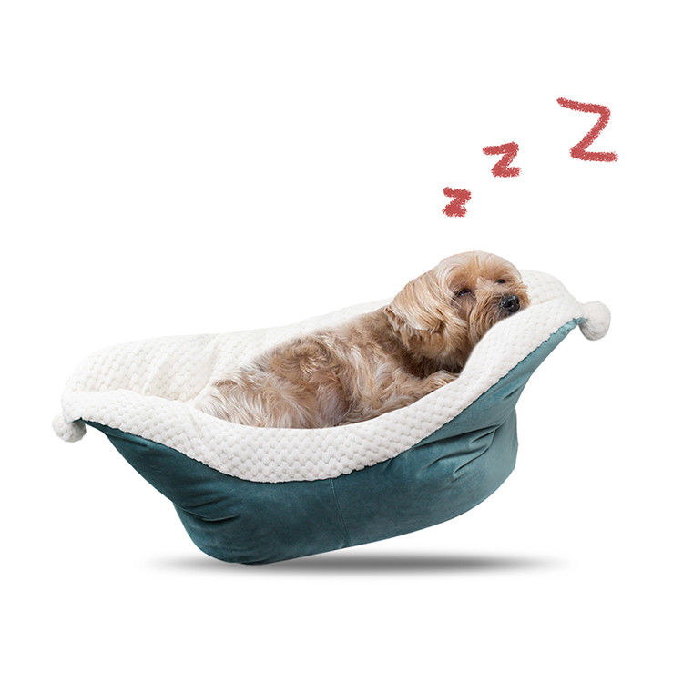Boat shape Portable Pet Bed Luxury Furry Dog Bed Washable Calming Bed for Dog and Cat