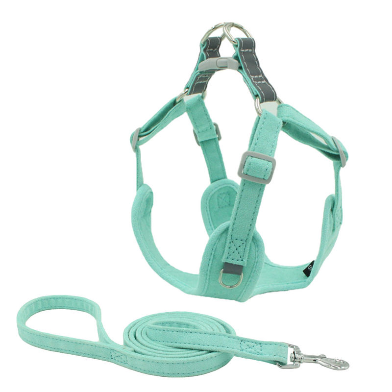 Suede Reflective Dog And Leash Kit Traction Suit Dog Leash Harness Explosion-Proof Dog Leash Set Vest Harness
