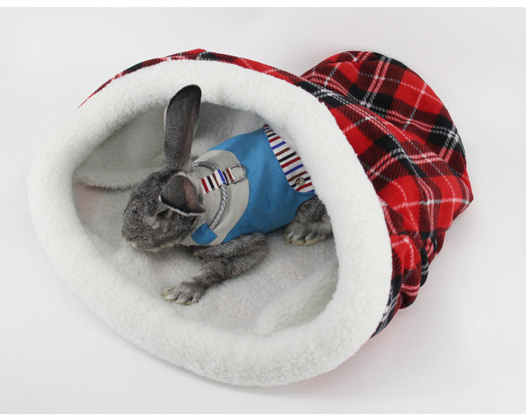 Outdoor And Indoor Cats Dogs Comfortable Pet Bed Lamb Plush Puppy Dog Sleeping Bag
