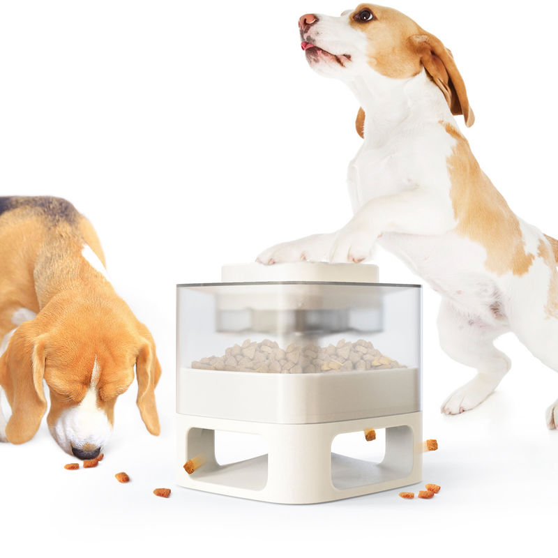 Multifunction  Food Catapult Pet Slow Feeder Spiller Fun