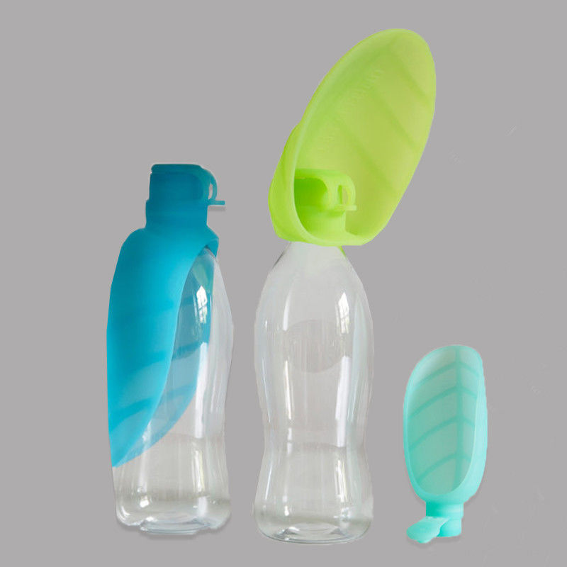 BSCI 20oz Foldable Water Bottle For Dogs With Silicone Bowl Flips
